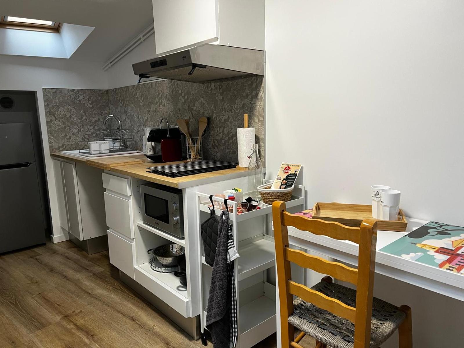 Ferienwohnung Chez Bardot Le Puy-en-Velay Exterior foto